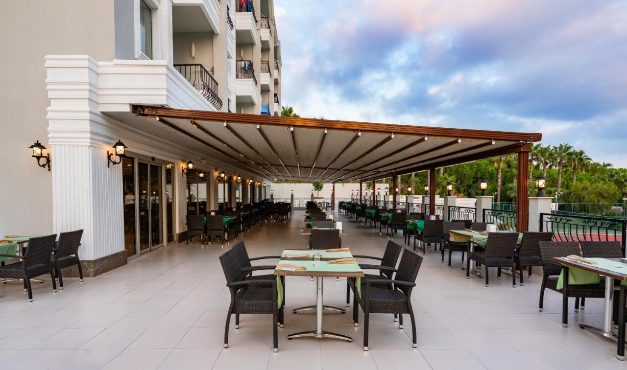 Royal Atlantis Beach Side Exterior foto