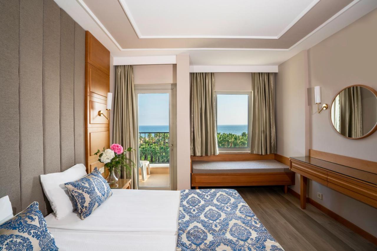 Royal Atlantis Beach Side Exterior foto
